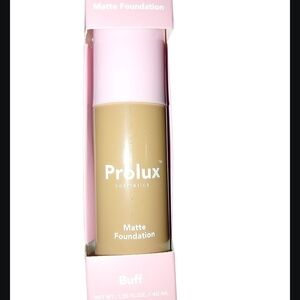 Matte Foundation - Buff